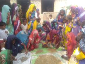 women busy in Nadi making