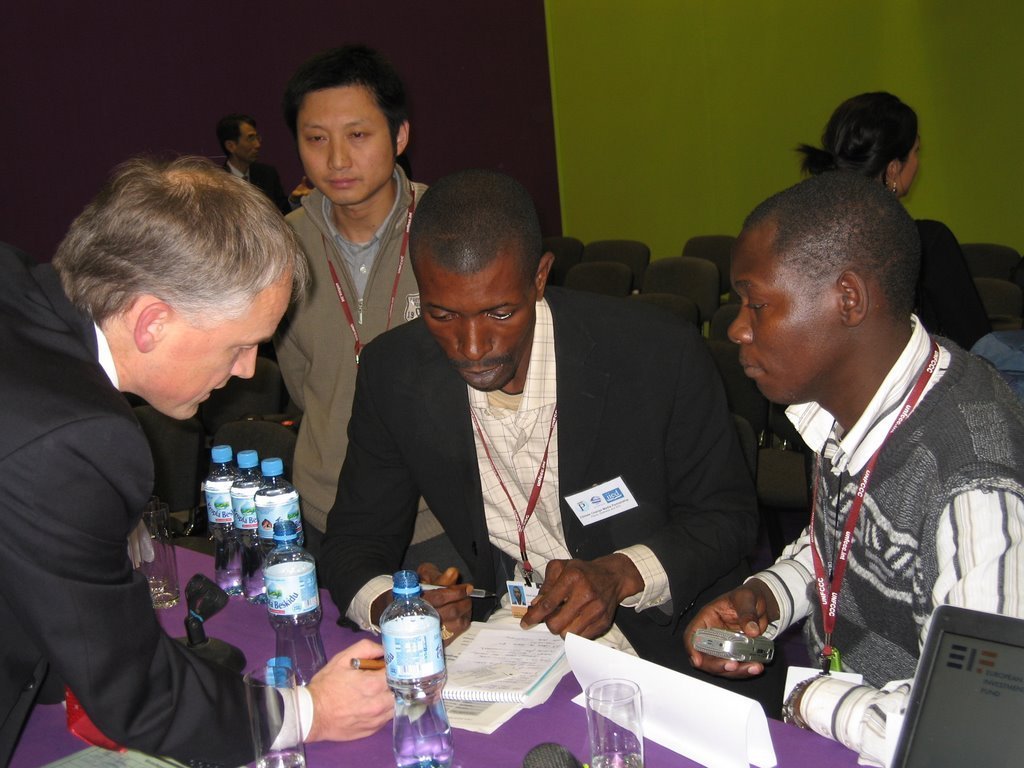 Give Global Journalists a Voice on Climate Change