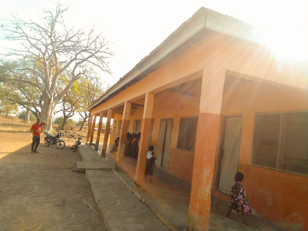 Provide School Meals to 150 Poor Students in Ghana