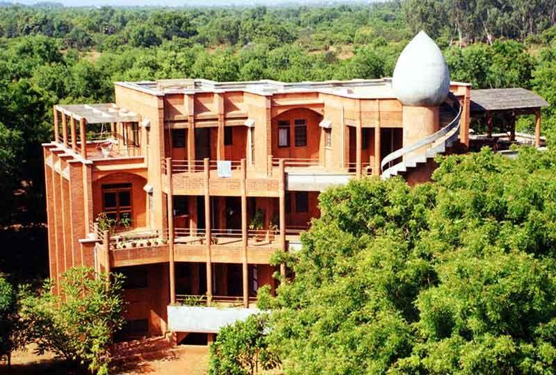 Earthen construction in Auroville