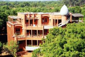 Earthen construction  in Auroville