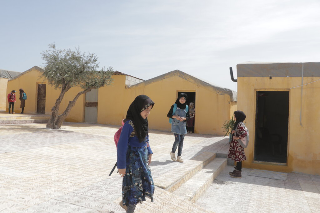 Build classrooms and teach kids in Syrian camps
