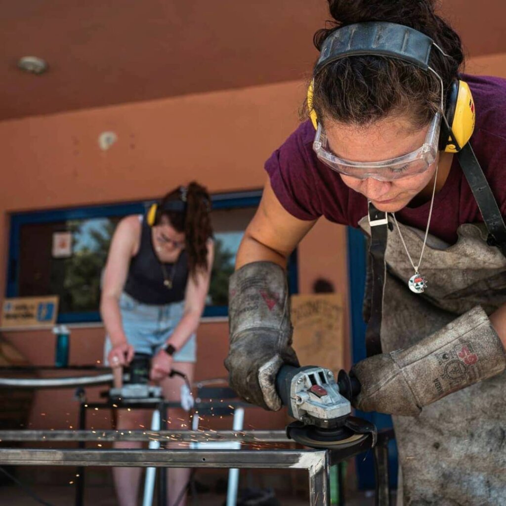 Metalwork is (also) women's work!