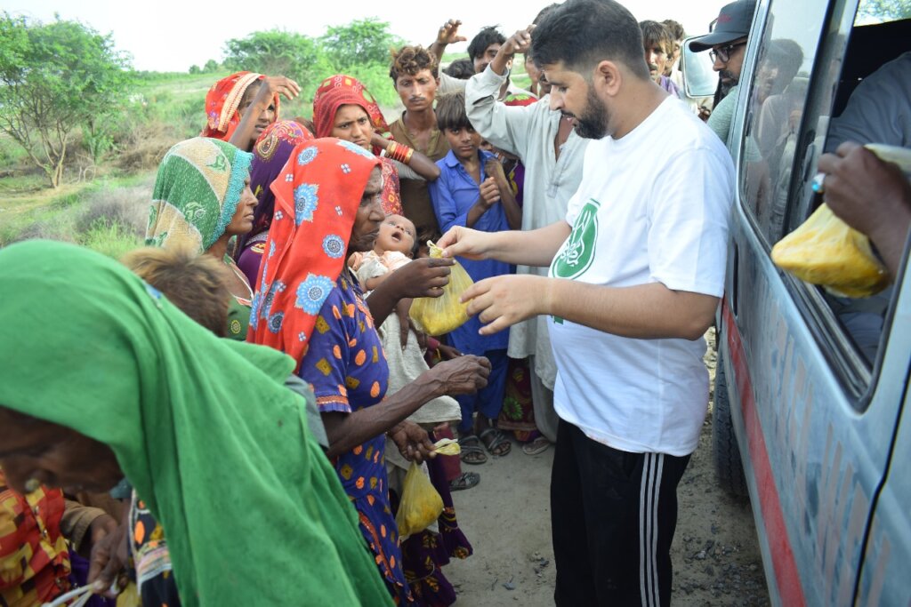 Relief & Rehabilitation for Pakistan Flood Victims