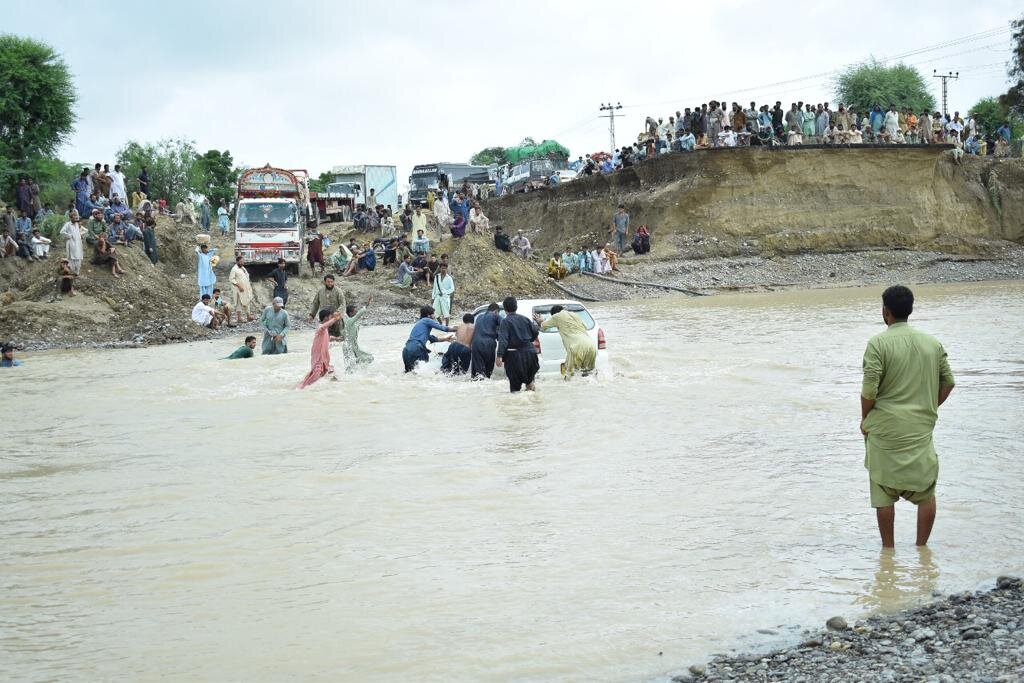 Relief & Rehabilitation for Pakistan Flood Victims
