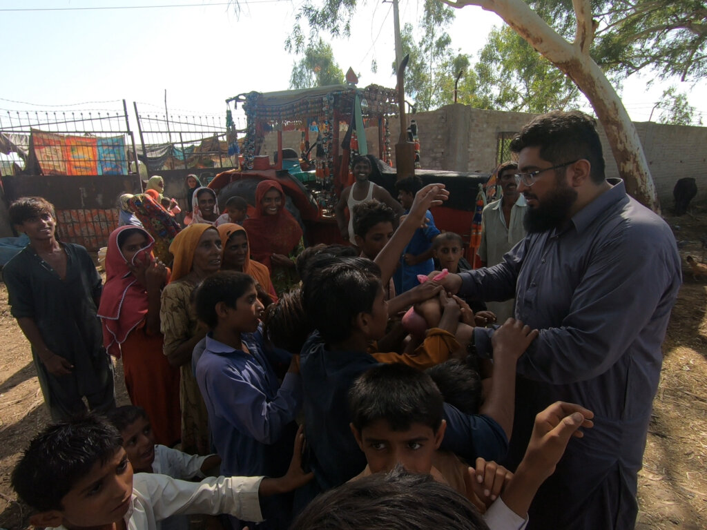 Relief & Rehabilitation for Pakistan Flood Victims