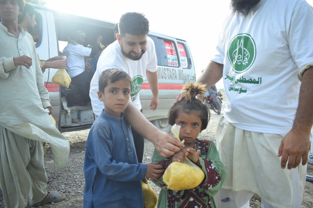 Relief & Rehabilitation for Pakistan Flood Victims