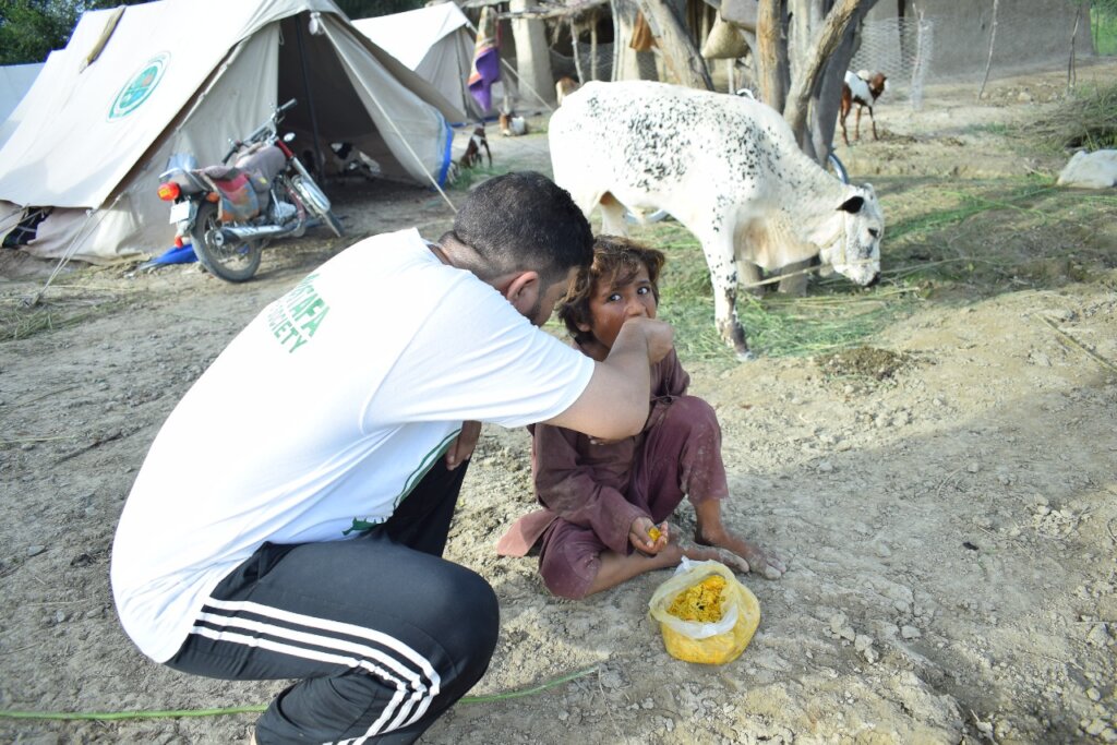 Relief & Rehabilitation for Pakistan Flood Victims