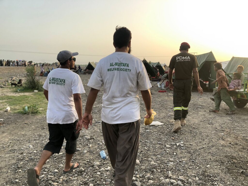 Relief & Rehabilitation for Pakistan Flood Victims