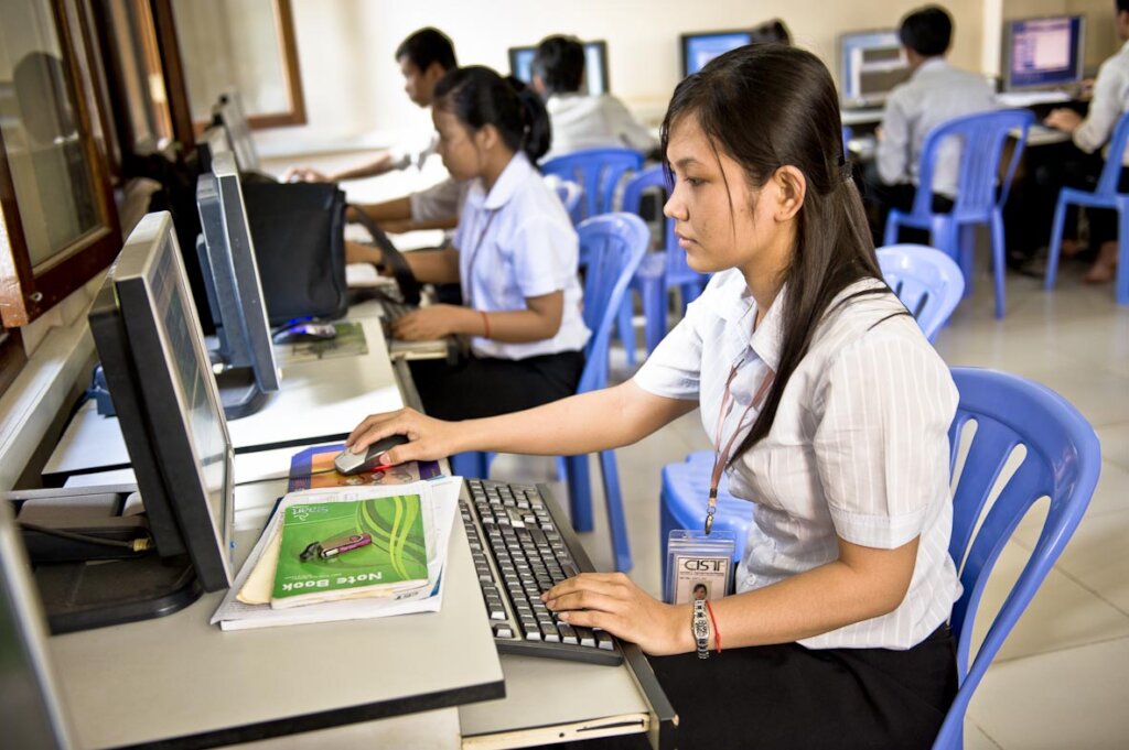 Cambodia - Digital inclusion to end poverty