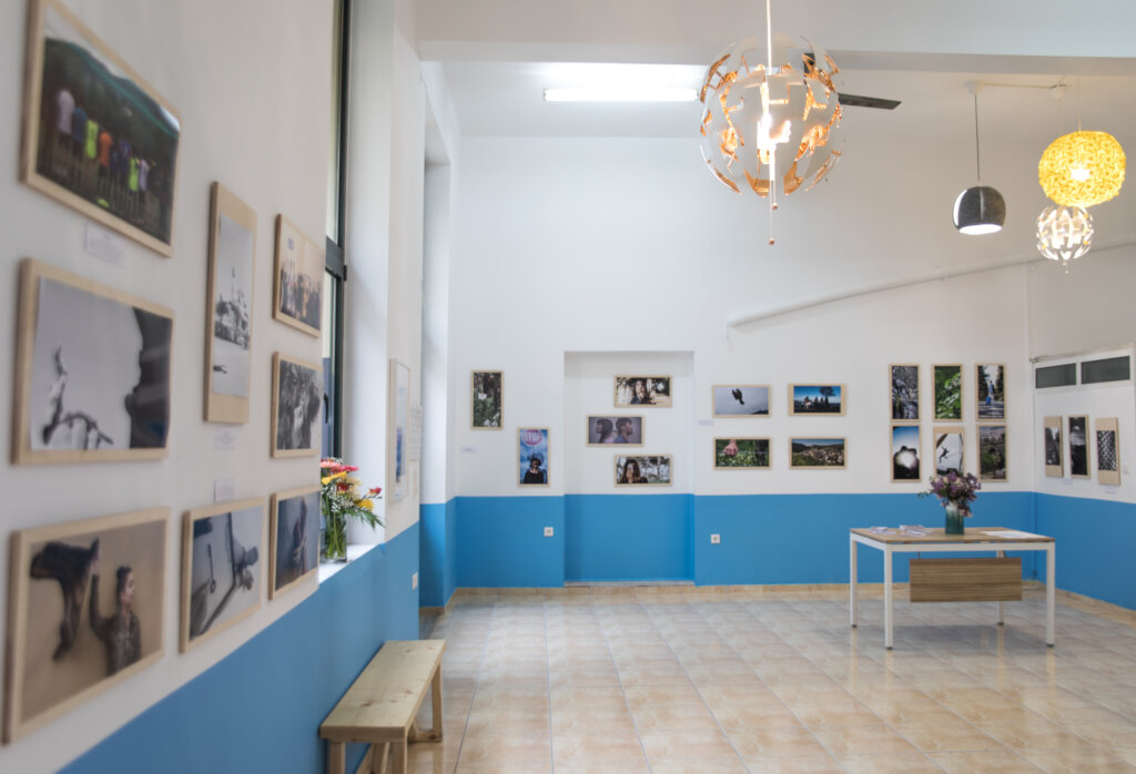 Support personalised education for refugee youth