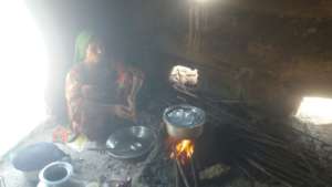 Traditional Cooking Stove