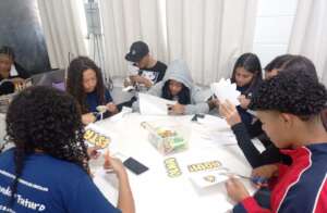 Adolescents in Yellow September Awareness Activity