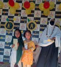 girls reading under yasmin bibi scholarship passed