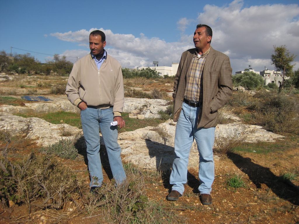 Help 7 youth become outdoor guides in Palestine