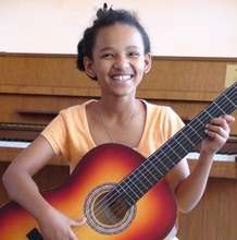 Orit, a classical guitarist