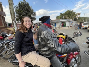 Peace Fellow Caitlin visits homes in Kibera