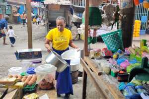 Businesswoman: in the new malimali shop