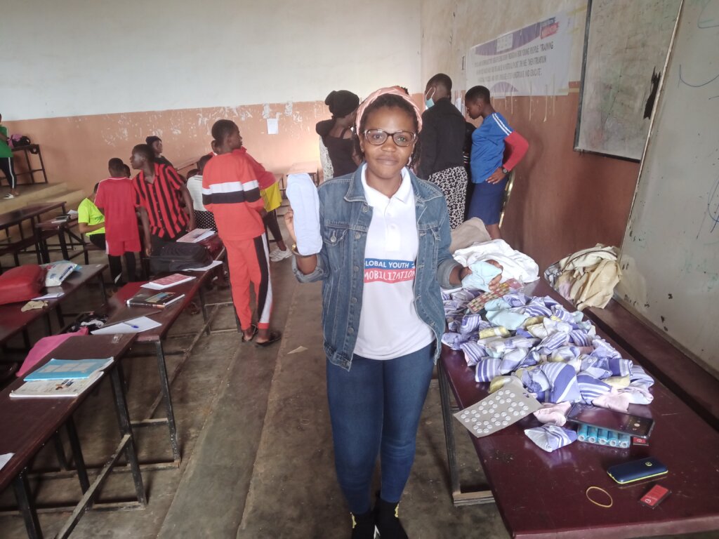 PADS AND TRAINING FOR 250 GIRLS IN BAMENDA.