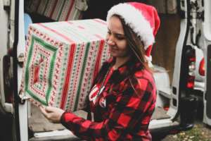 Weekend of Miracles - bringing Gifts to families