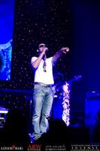 Atif Aslam Onstage 4