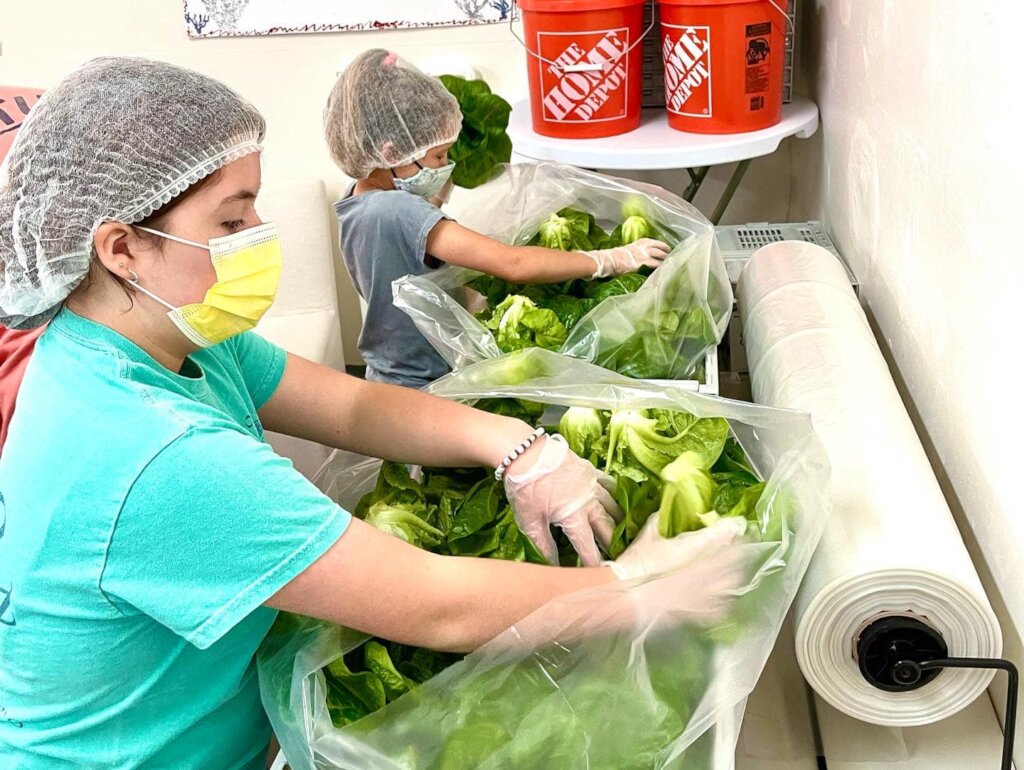 Provide Fresh Meals to Hurricane Ian Survivors