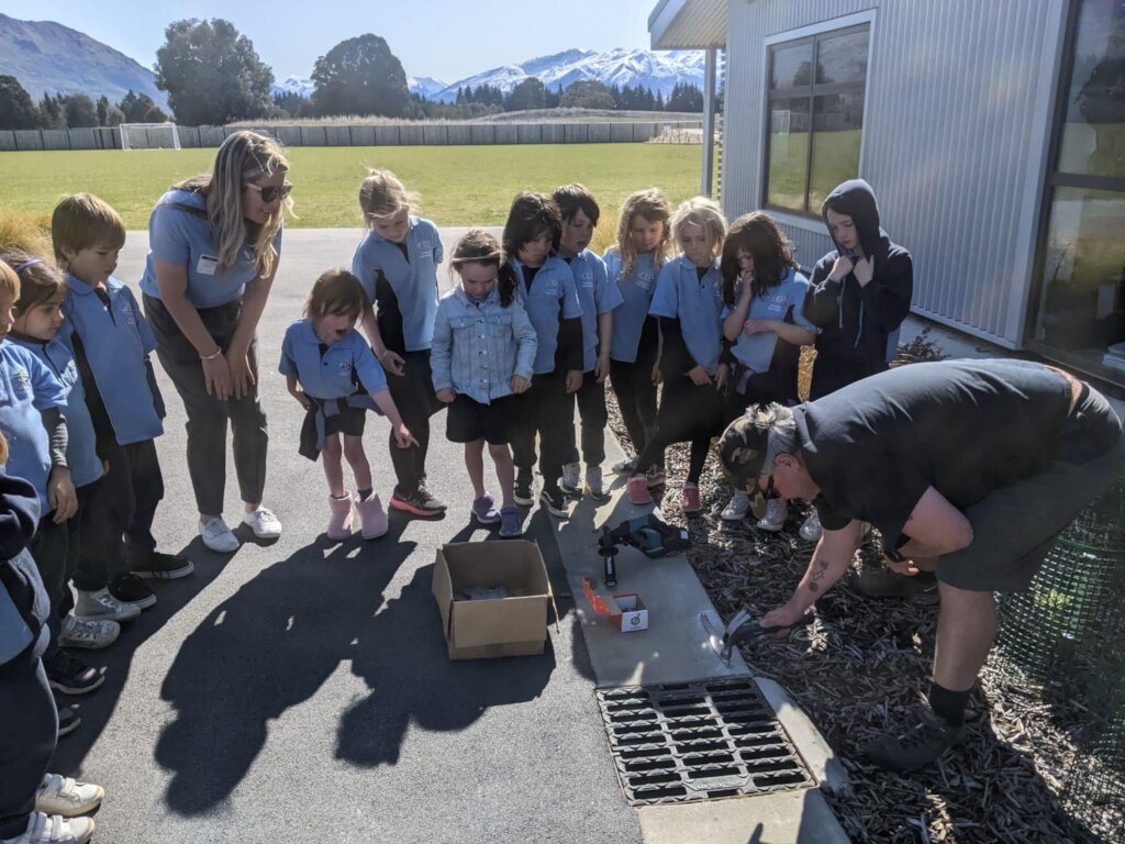 Stop freshwater pollution from 20 neighbourhoods