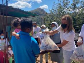 Help poor Venezuelans with food and education