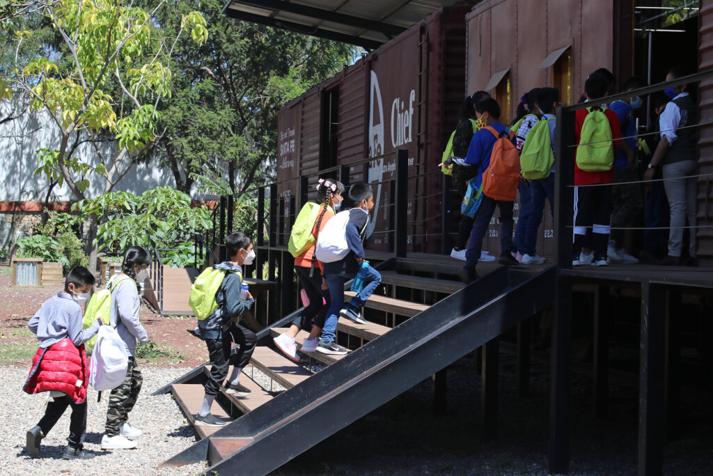 Vocational guidance for children in Oaxaca City