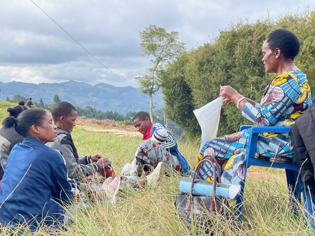 Support Women's WONDER Hubs in Tanzania