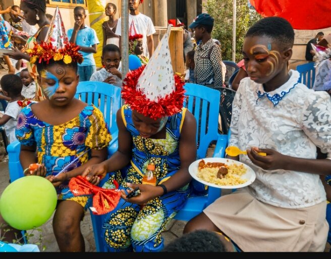 christmas meals for 700 needy children in ghana