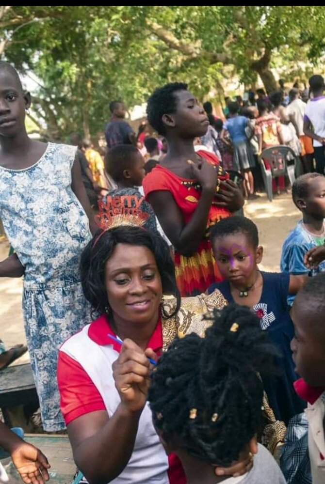 christmas meals for 700 needy children in ghana