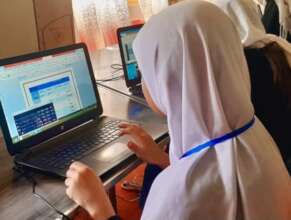 Students working on their project