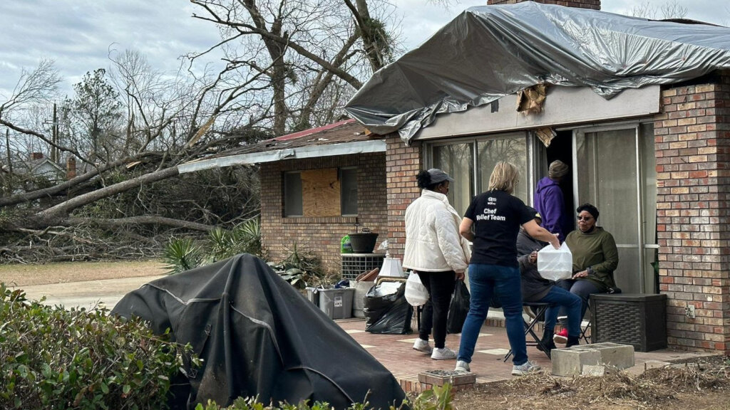 Meal delivery in Alabama after tornadoes