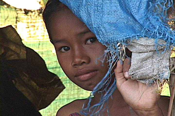 Build minidams for 100 poor farmers in Philippines