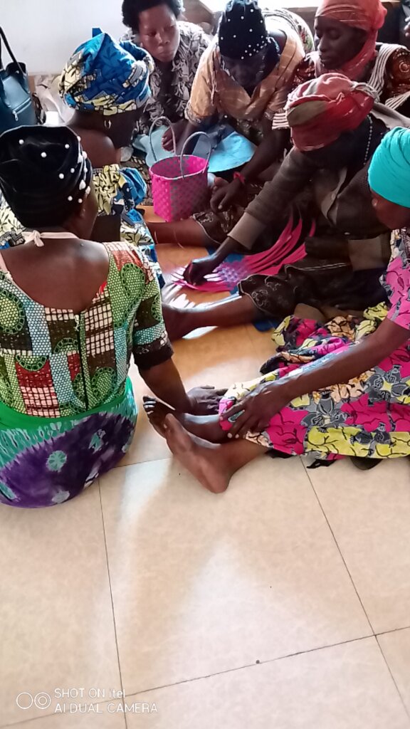 Support small busness to 250 refugee women in DRC