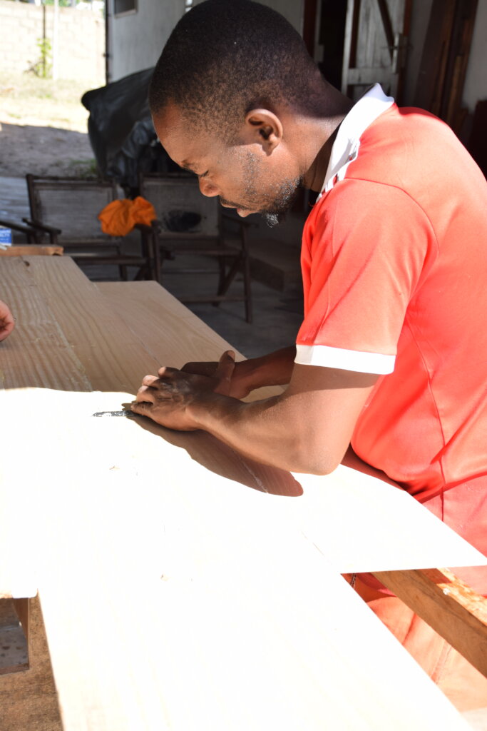 A Workshop for 'Manu Shapes' in Tofo, Mozambique