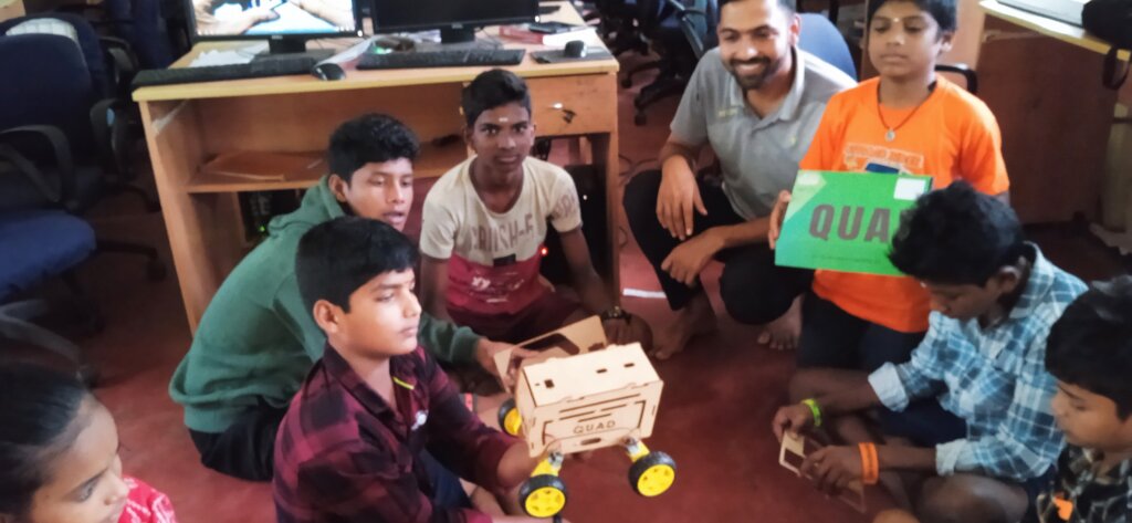 School students build Quadbot Robot car