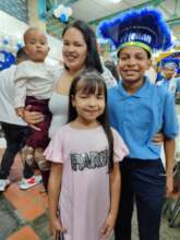 Student with his family in this important day