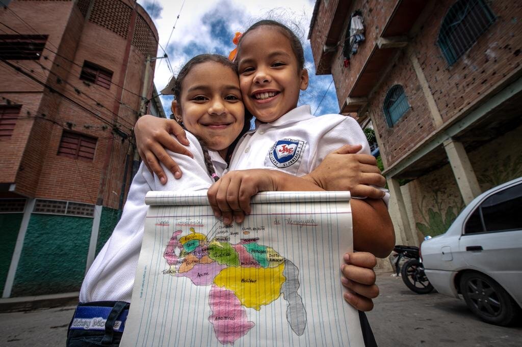 VENEZUELA: 25 YEARS EDUCATING-FEEDING-HEALING KIDS