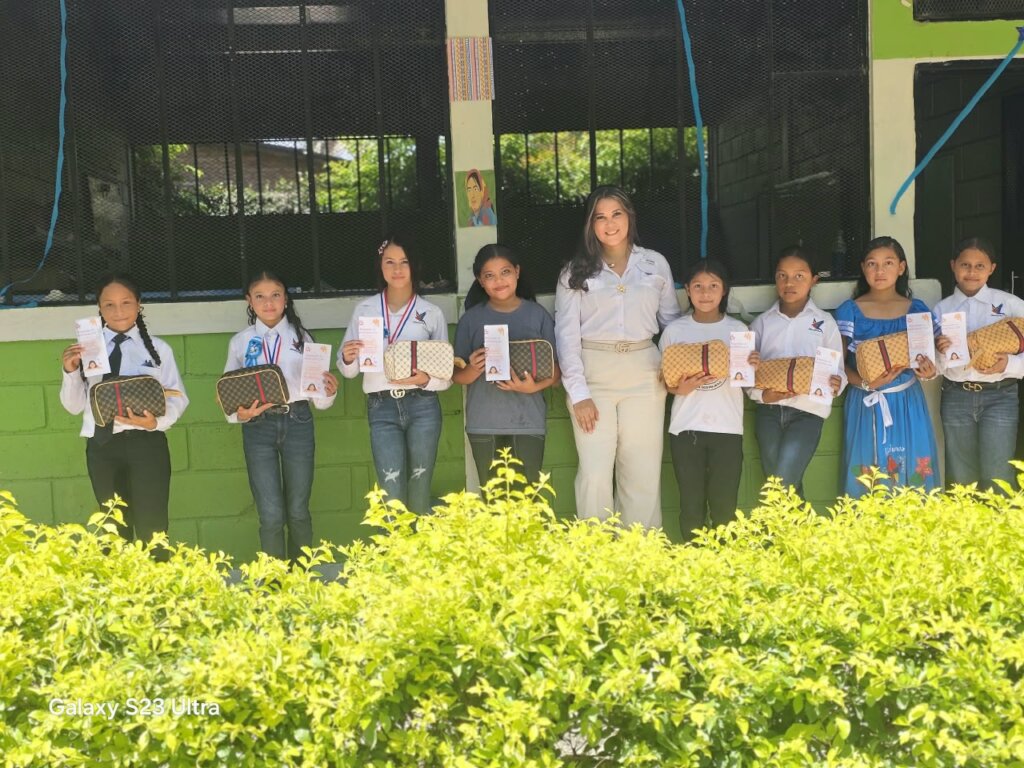 Menstrual Health Workshop & kits in rural Honduras
