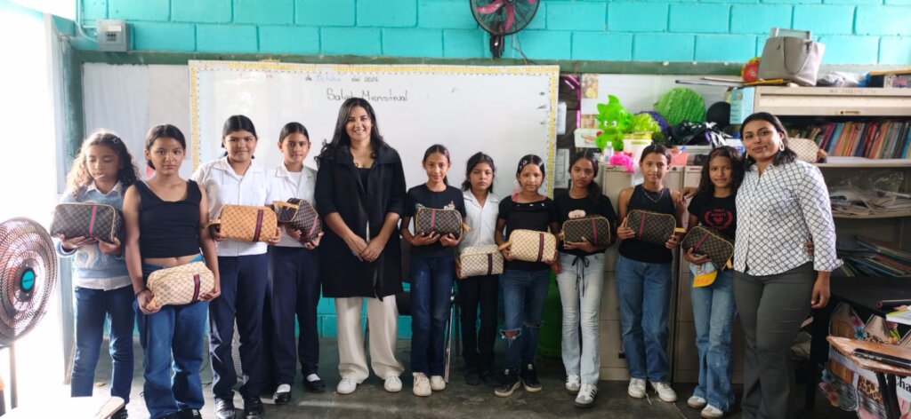 El Llano menstrual health workshop & Kits