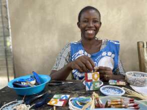 Provide Living Wages & Training for Women in Ghana