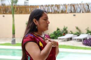 Yesi, binniza woman, resource manager