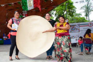 Mercado Solidario , Palm artisans