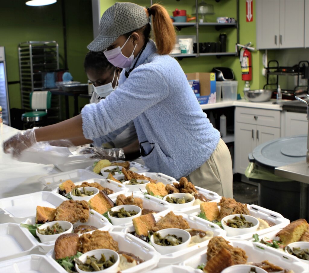 Meals with Dignity for Unsheltered in Houston