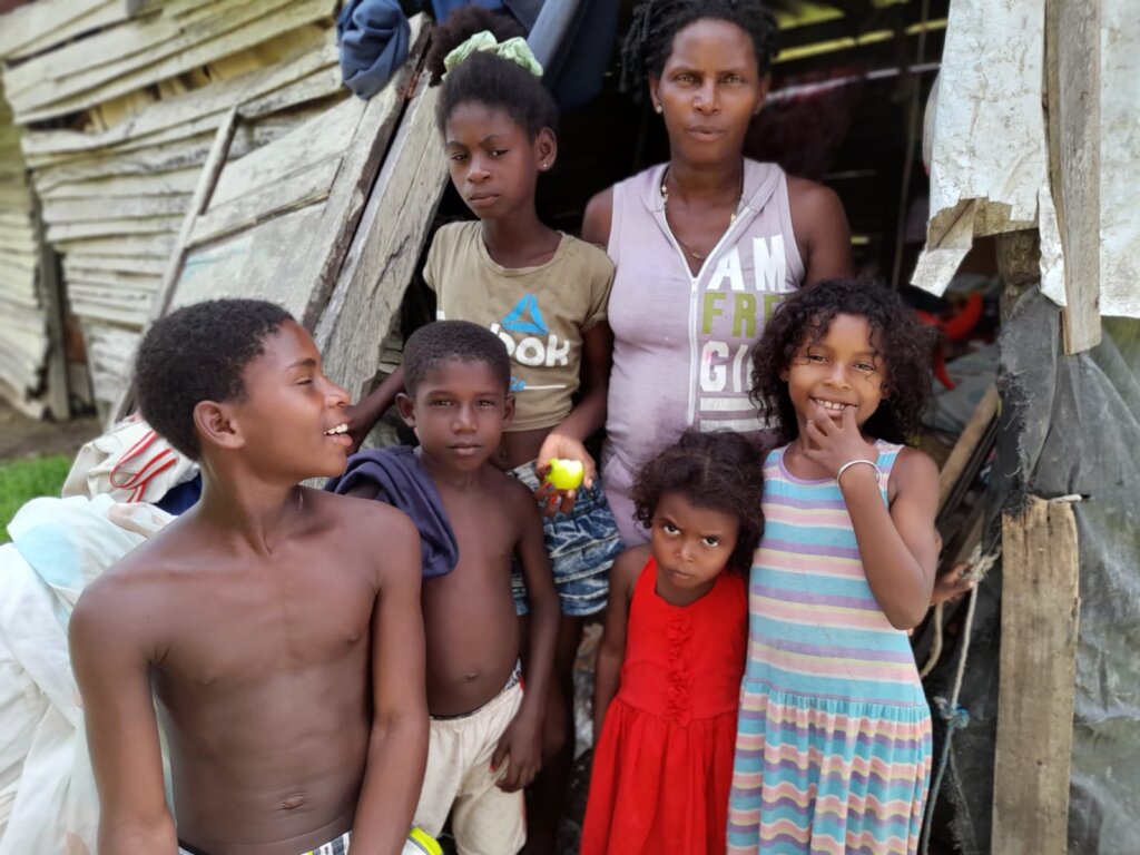 TRAINING PROGRAM FOR WOMEN HEAD OF HOUSEHOLD