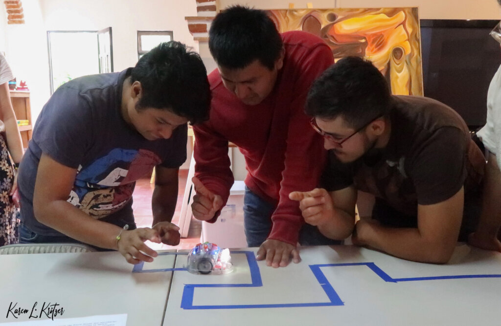 Help Deaf Kids in Mexico Learn to Code