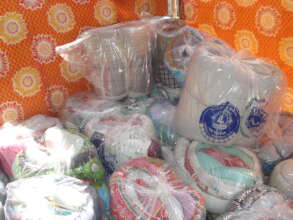 blankets for distribution to homeless children