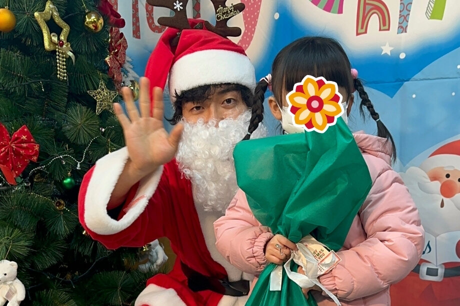Holiday Gifts & Cheer for Korean Children